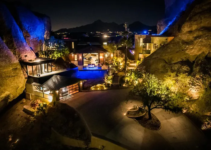 Luxury Camelback Mountain With Pool, Waterfall, Golf, Views