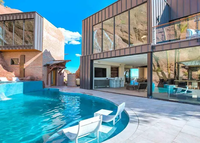 Luxury Camelback Mountain With Pool, Waterfall, Golf, Views Holiday home Phoenix