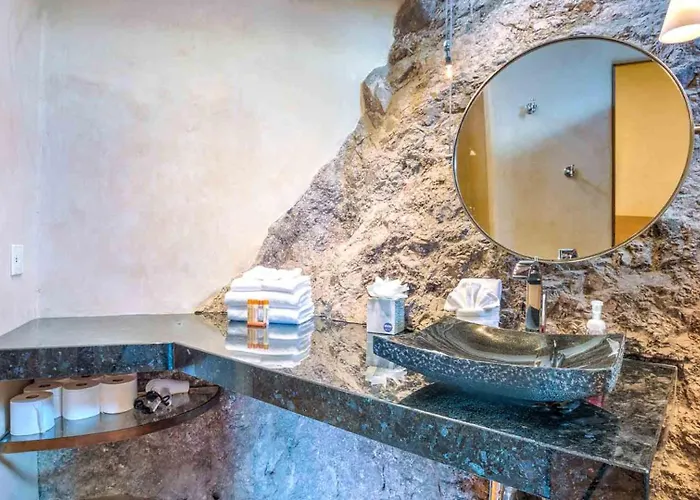 Luxury Camelback Mountain With Pool, Waterfall, Golf, Views Holiday home